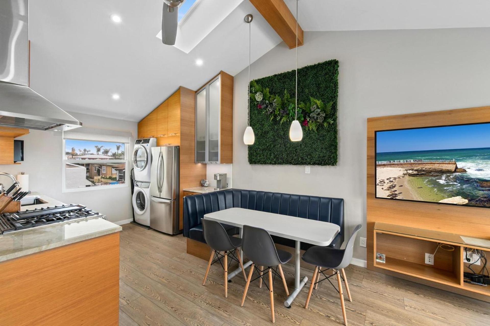 Modern Newly Renovated 2br In Heart Of Ocean Appartement